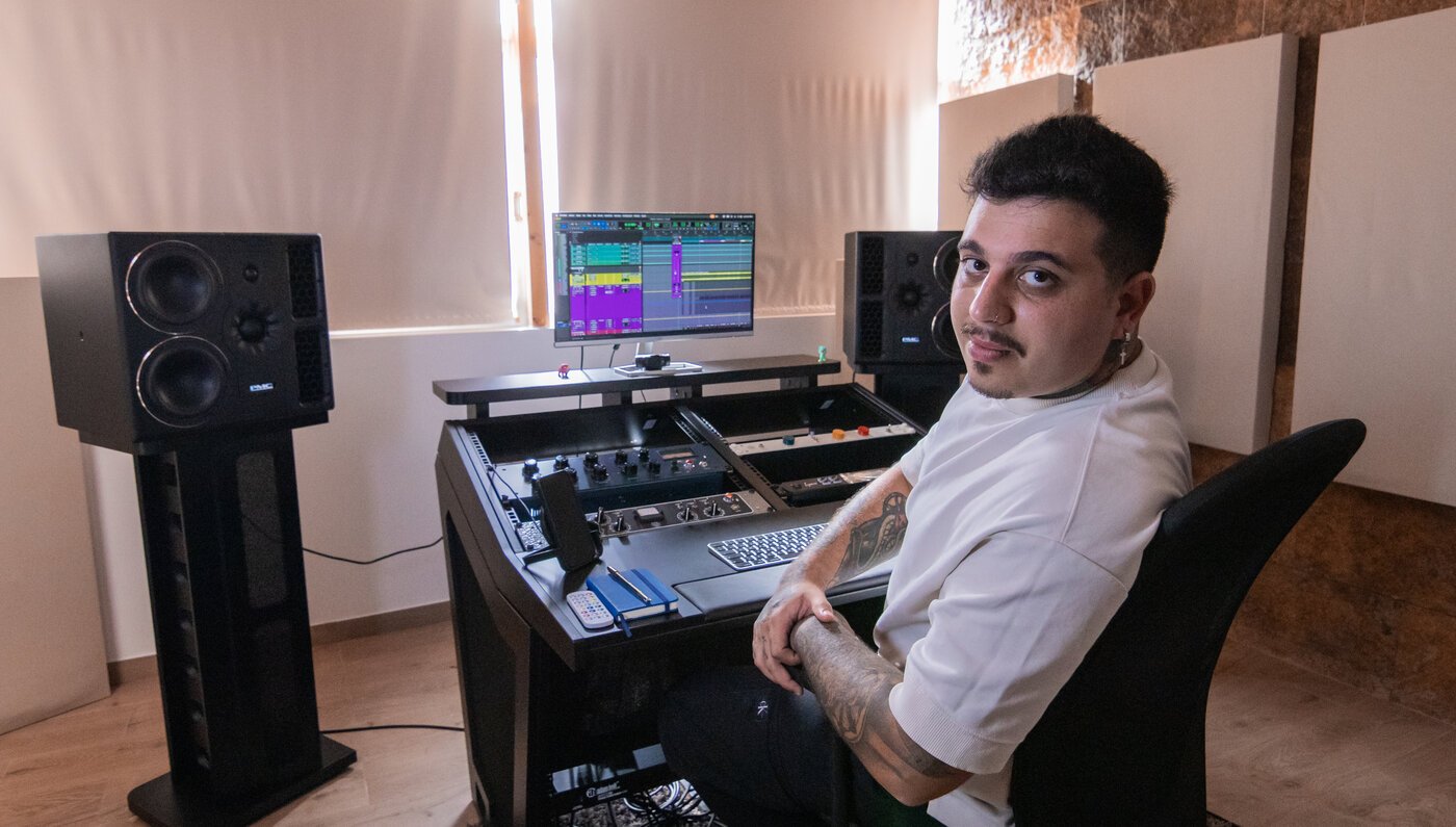 Danilo en Simplicity Studio